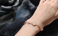 精品卡1卡二卡三卡乱码